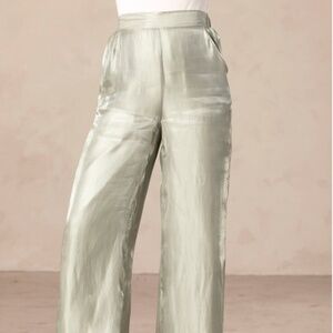 Veiled Collection High Rise Satin Wide Leg Pants - Light Green/ Mint NWT
